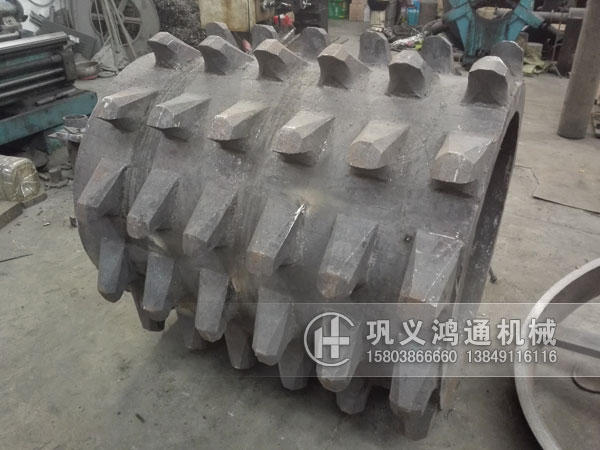 双齿辊破碎机齿辊