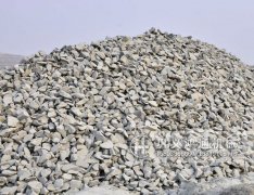 玄武岩破碎机生产厂家,玄武岩制砂机价格,玄武岩破碎生产线工艺流程
