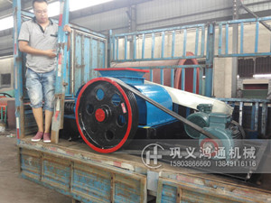 400X400对辊破碎机发往辽宁锦州